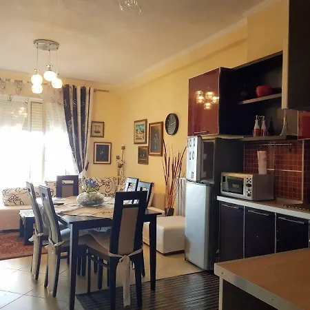 Apartamento Apartment *