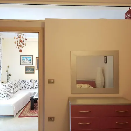 Apartamento Apartment *
